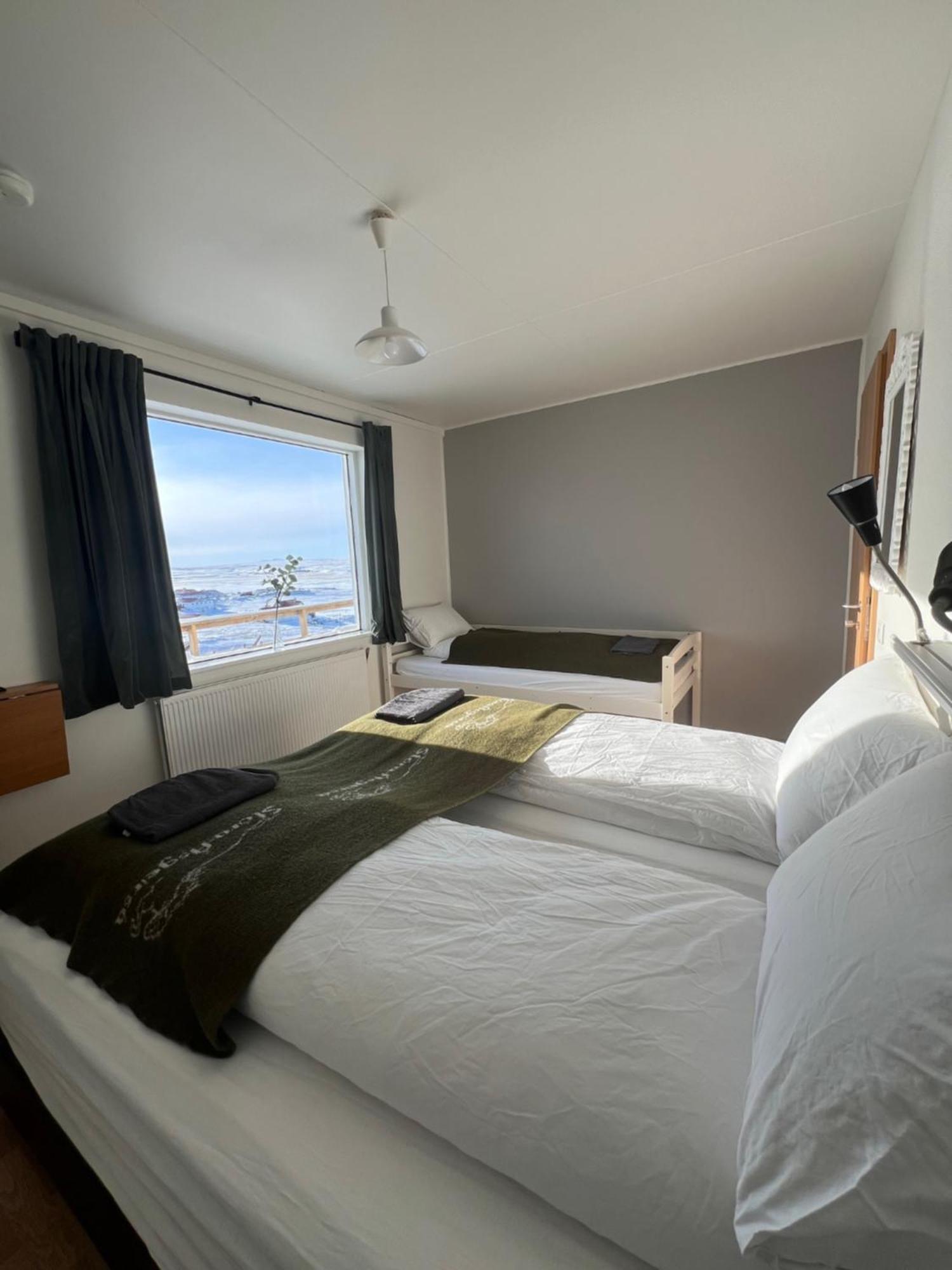 Stora-Asgeirsa Horse Farm Stay Vithigerthi Bagian luar foto
