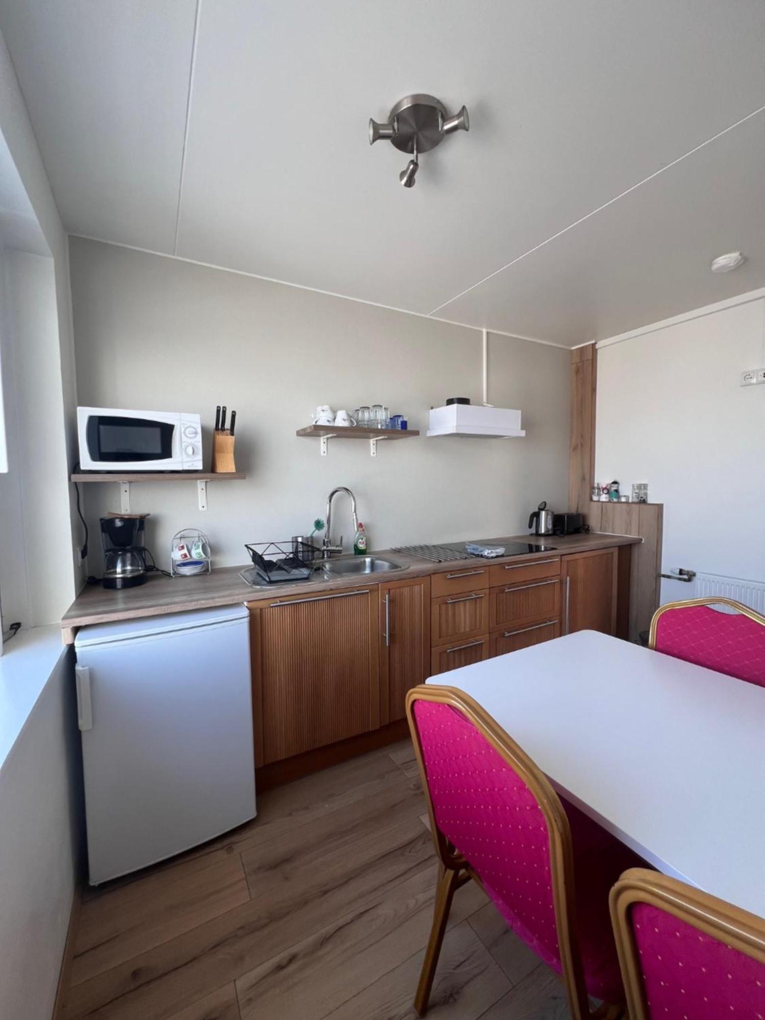 Stora-Asgeirsa Horse Farm Stay Vithigerthi Bagian luar foto
